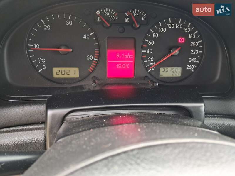 Универсал Volkswagen Passat 2000 в Барвенкове