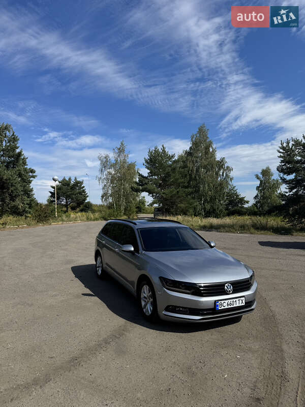 Универсал Volkswagen Passat 2018 в Львове