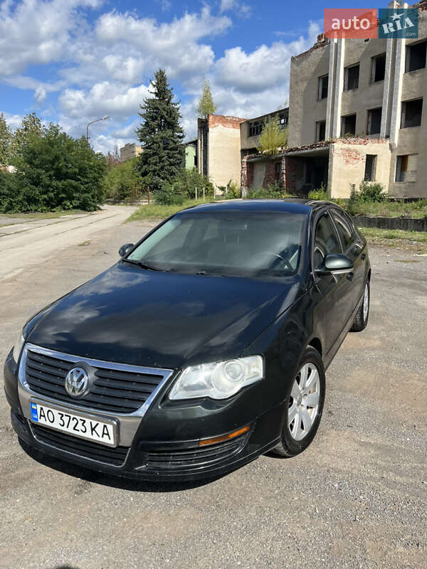 Volkswagen Passat 2005 Volkswagen Passat 2005