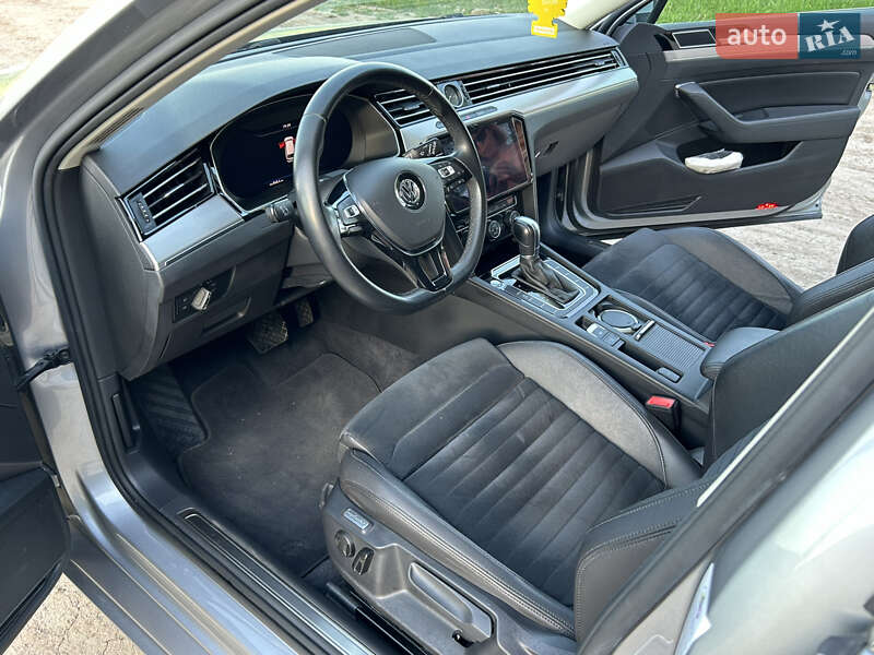 Універсал Volkswagen Passat 2018 в Радивиліві