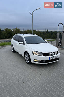 Универсал Volkswagen Passat 2011 в Львове