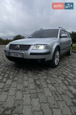 Универсал Volkswagen Passat 2002 в Львове