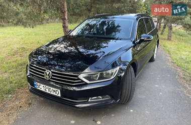Универсал Volkswagen Passat 2017 в Ивано-Франковске