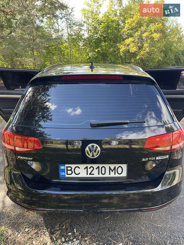 Универсал Volkswagen Passat 2017 в Ивано-Франковске