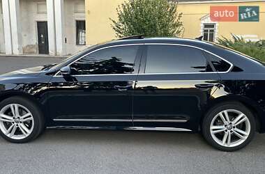 Седан Volkswagen Passat 2014 в 