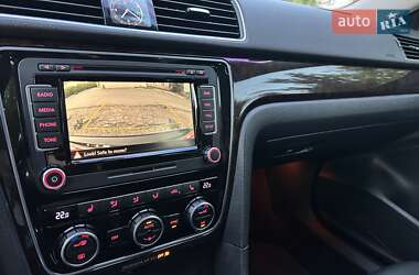 Седан Volkswagen Passat 2014 в 