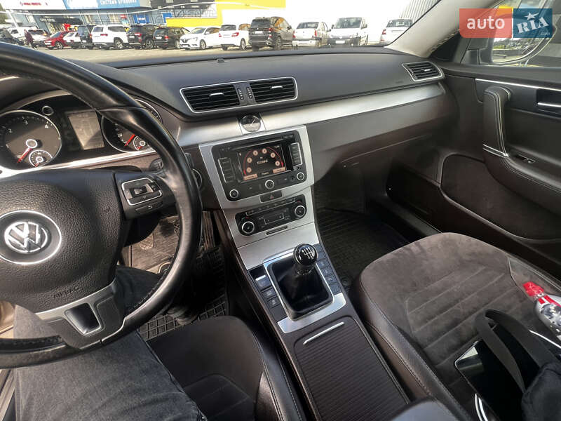 Универсал Volkswagen Passat 2011 в Виннице фото 20 Универсал Volkswagen Passat 2011 в Виннице