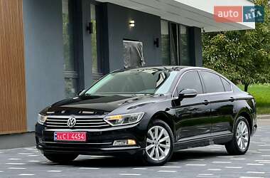 Седан Volkswagen Passat 2019 в Трускавце