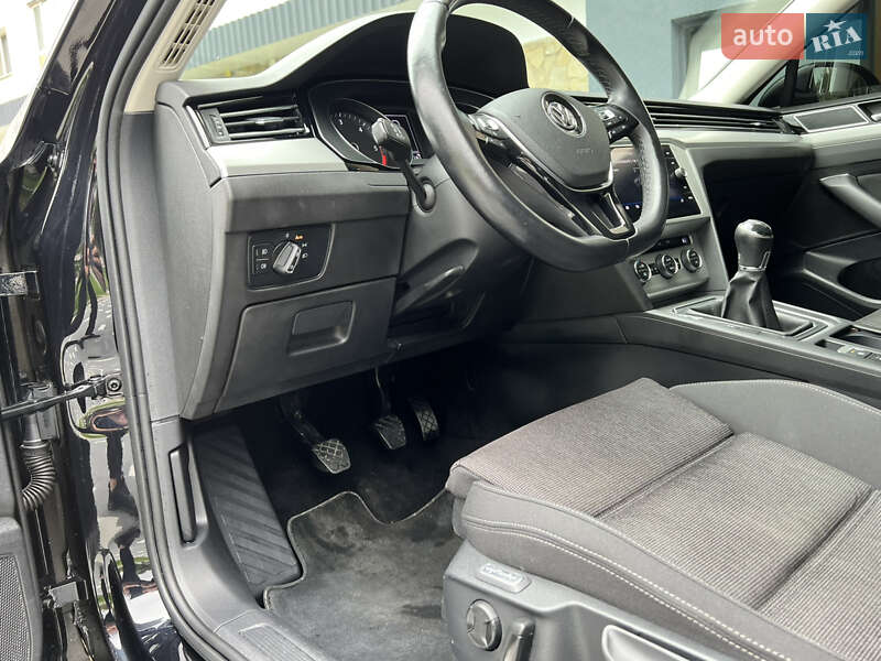 Седан Volkswagen Passat 2019 в Трускавце