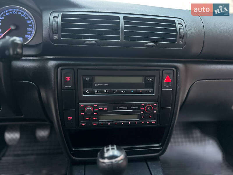 Седан Volkswagen Passat 2003 в Виннице фото 36 Седан Volkswagen Passat 2003 в Виннице