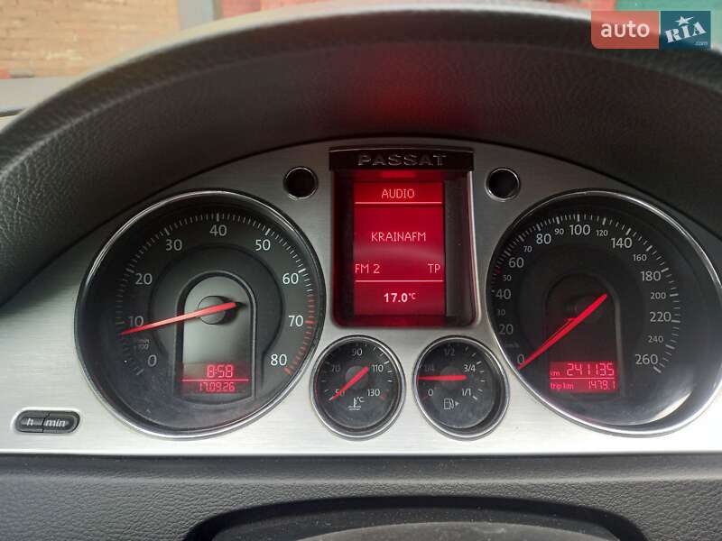 Універсал Volkswagen Passat 2006 в Хмельницькому