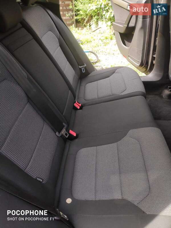 Универсал Volkswagen Passat 2011 в Судовой Вишне