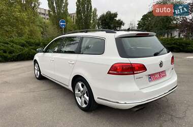 Универсал Volkswagen Passat 2013 в 