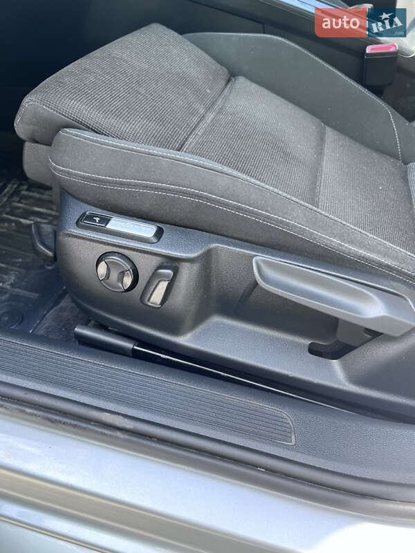 Универсал Volkswagen Passat 2016 в Каменец-Подольском