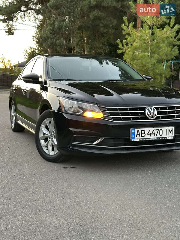 Седан Volkswagen Passat 2015 в Вінниці