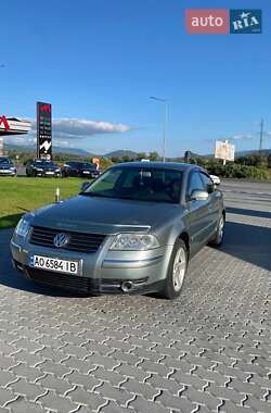 Седан Volkswagen Passat 2004 в Ужгороде