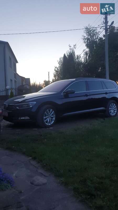Универсал Volkswagen Passat 2016 в Львове