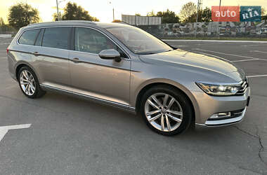 Универсал Volkswagen Passat 2015 в Днепре