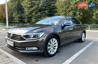 Седан Volkswagen Passat 2018 в Деражне