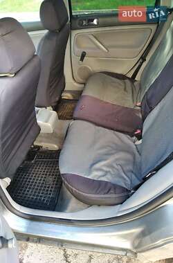 Универсал Volkswagen Passat 2004 в 