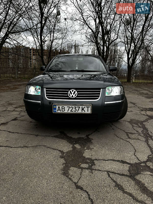 Седан Volkswagen Passat 2002 в Білилівці