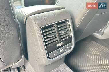 Седан Volkswagen Passat 2015 в 