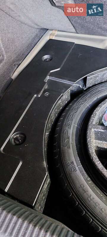 Седан Volkswagen Passat 2012 в Сторожинце