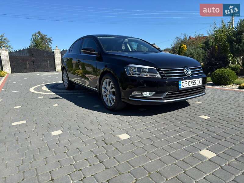 Седан Volkswagen Passat 2012 в Сторожинце