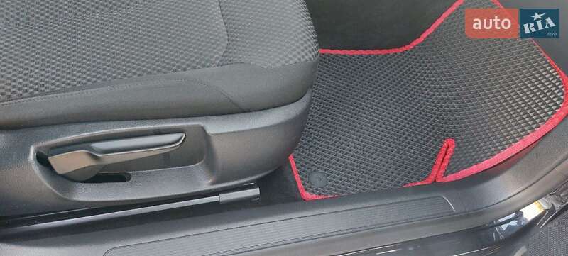 Седан Volkswagen Passat 2012 в Сторожинце