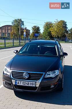 Універсал Volkswagen Passat 2009 в Долині