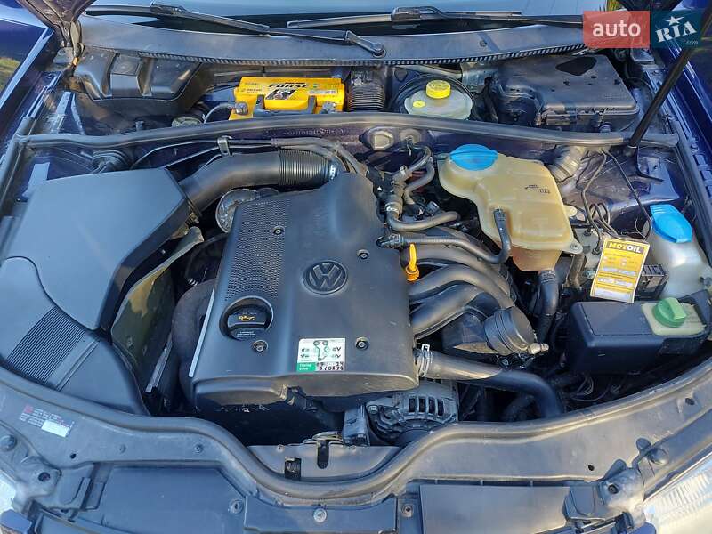 Седан Volkswagen Passat 2000 в Корюковке