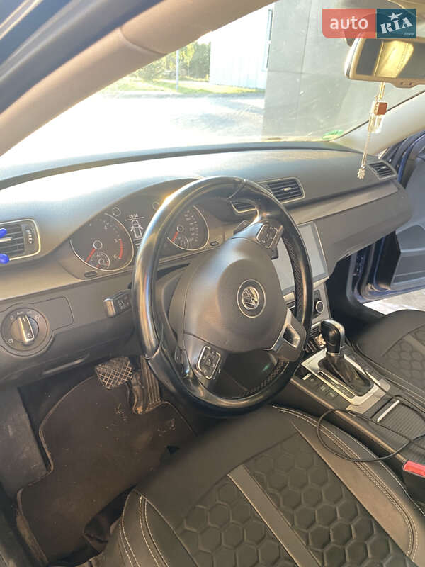 Универсал Volkswagen Passat 2011 в Любомле фото 3 Универсал Volkswagen Passat 2011 в Любомле