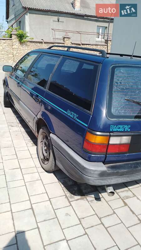Универсал Volkswagen Passat 1993 в Ровно