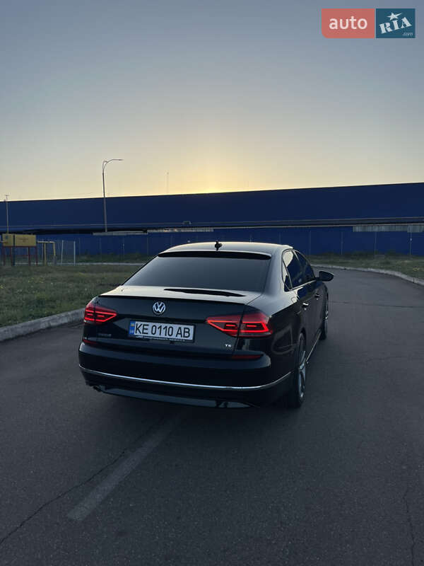 Седан Volkswagen Passat 2018 в Кривом Роге