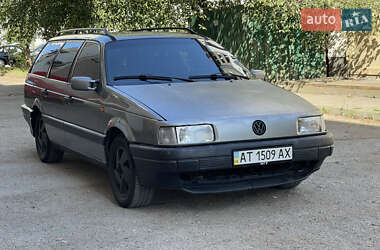 Универсал Volkswagen Passat 1993 в Черновцах