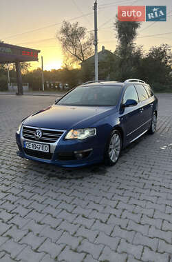 Універсал Volkswagen Passat 2009 в Чернівцях