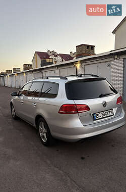 Универсал Volkswagen Passat 2012 в 