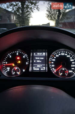 Универсал Volkswagen Passat 2012 в 