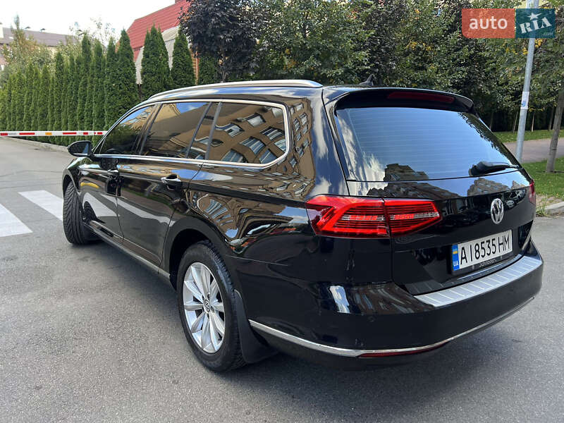 Универсал Volkswagen Passat 2015 в Киеве