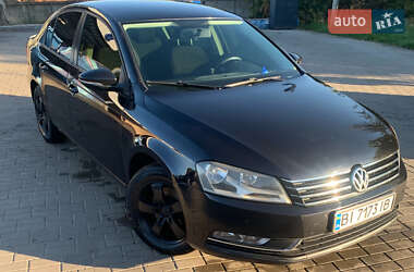 Седан Volkswagen Passat 2011 в Ахтырке