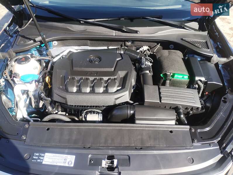 Седан Volkswagen Passat 2018 в Богуславе