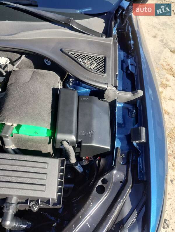 Седан Volkswagen Passat 2018 в Богуславе