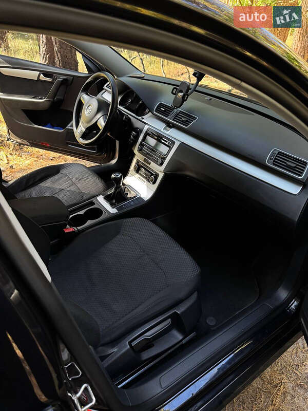 Универсал Volkswagen Passat 2011 в Полтаве