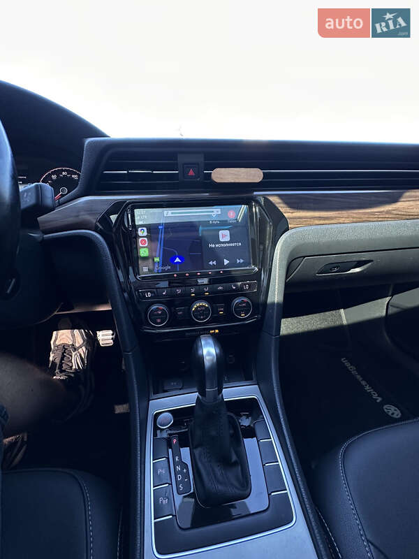 Седан Volkswagen Passat 2020 в Киеве