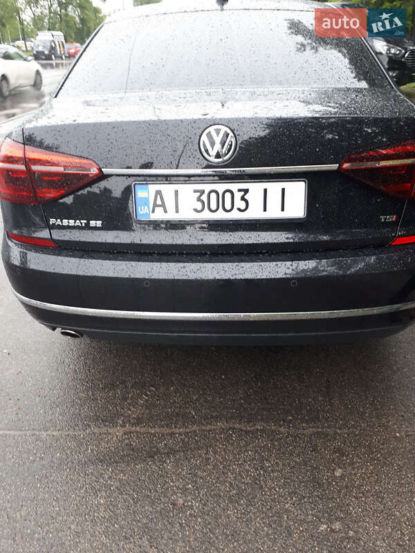 Седан Volkswagen Passat 2017 в Києві