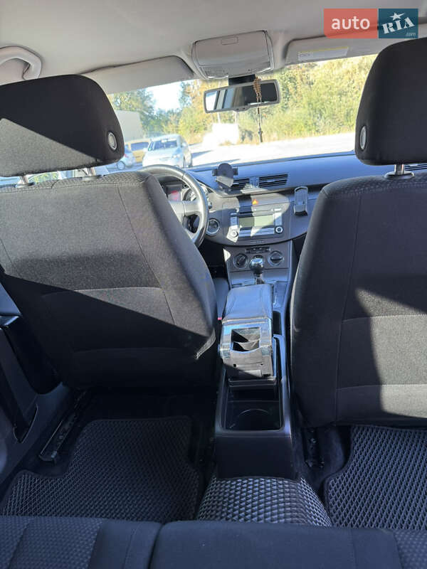 Универсал Volkswagen Passat 2006 в Дрогобыче