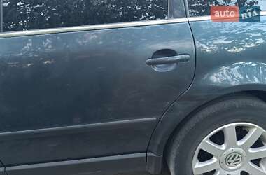 Универсал Volkswagen Passat 2004 в 