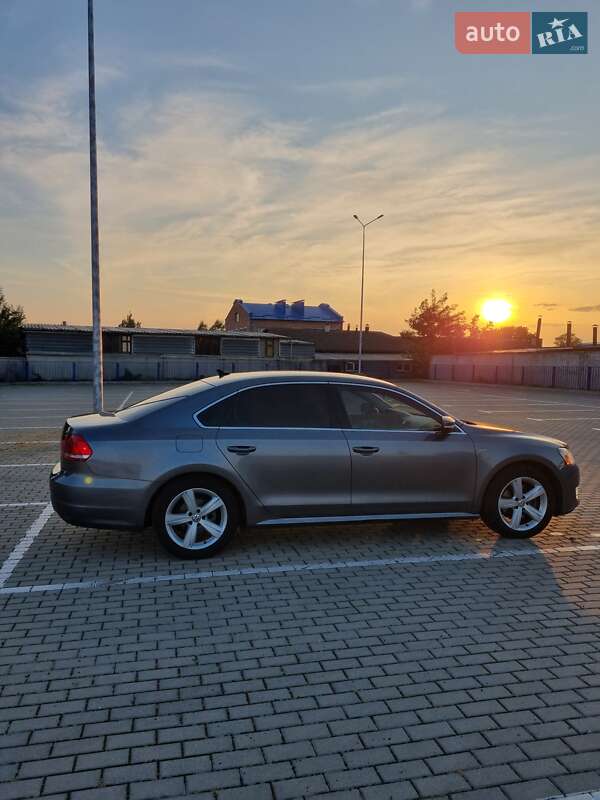Седан Volkswagen Passat 2015 в Тернополе