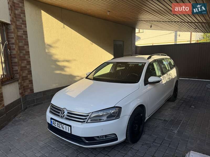 Универсал Volkswagen Passat 2013 в Каменском