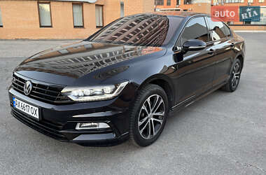 Седан Volkswagen Passat 2018 в Харкові